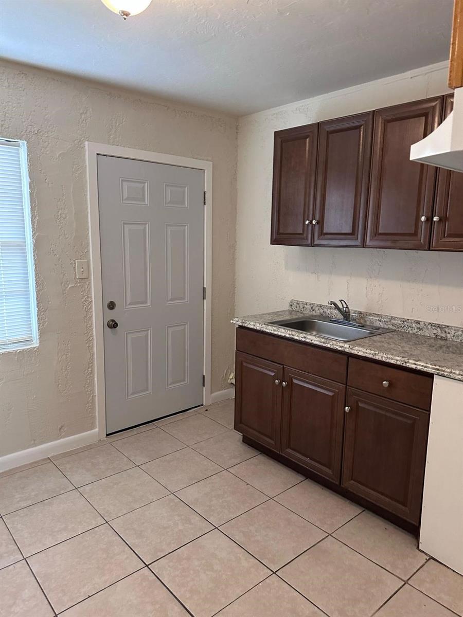 Image 6 of 12 For 508 Booker St  510