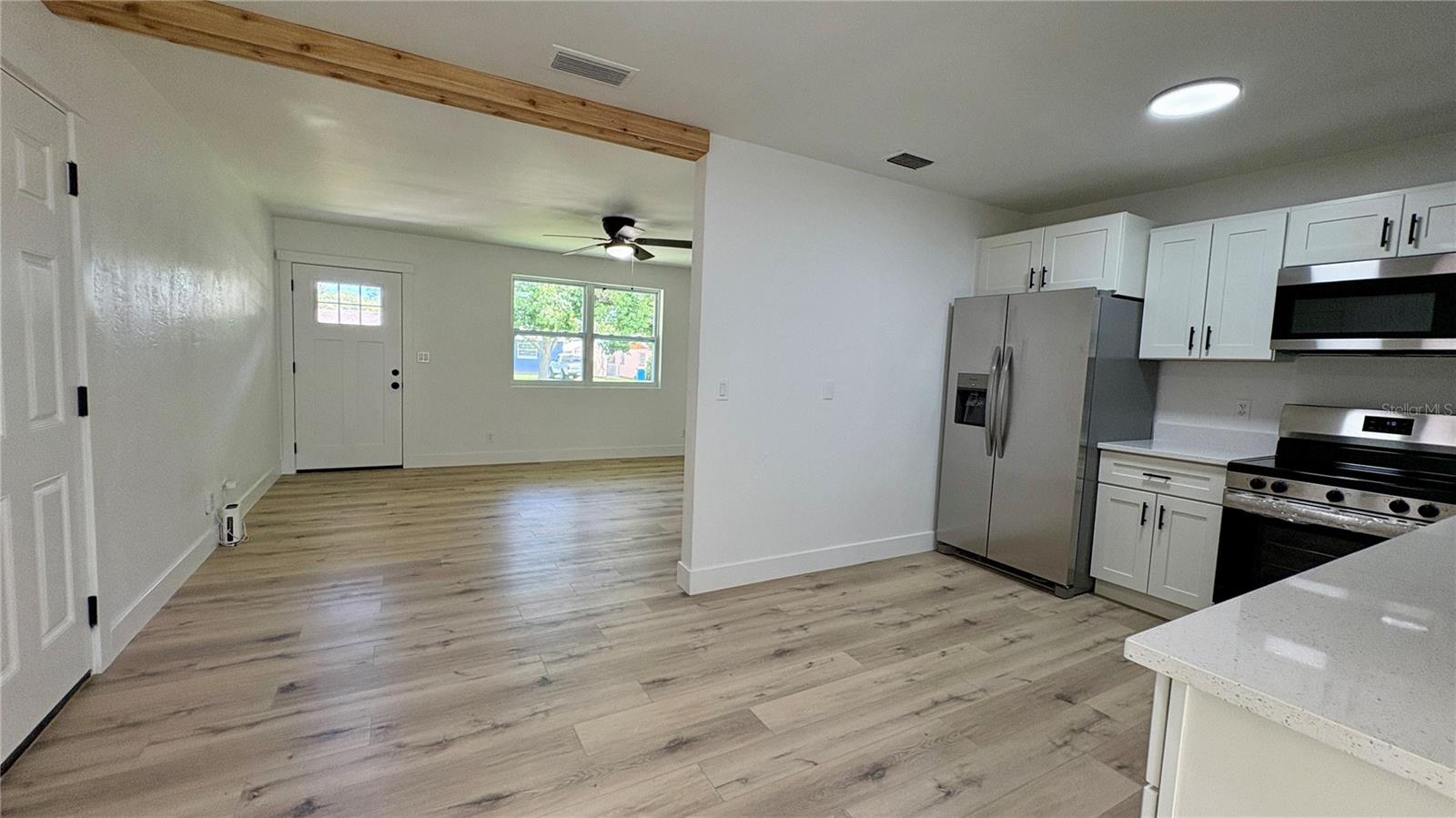 Image 4 of 25 For 1412 San Jose Boulevard