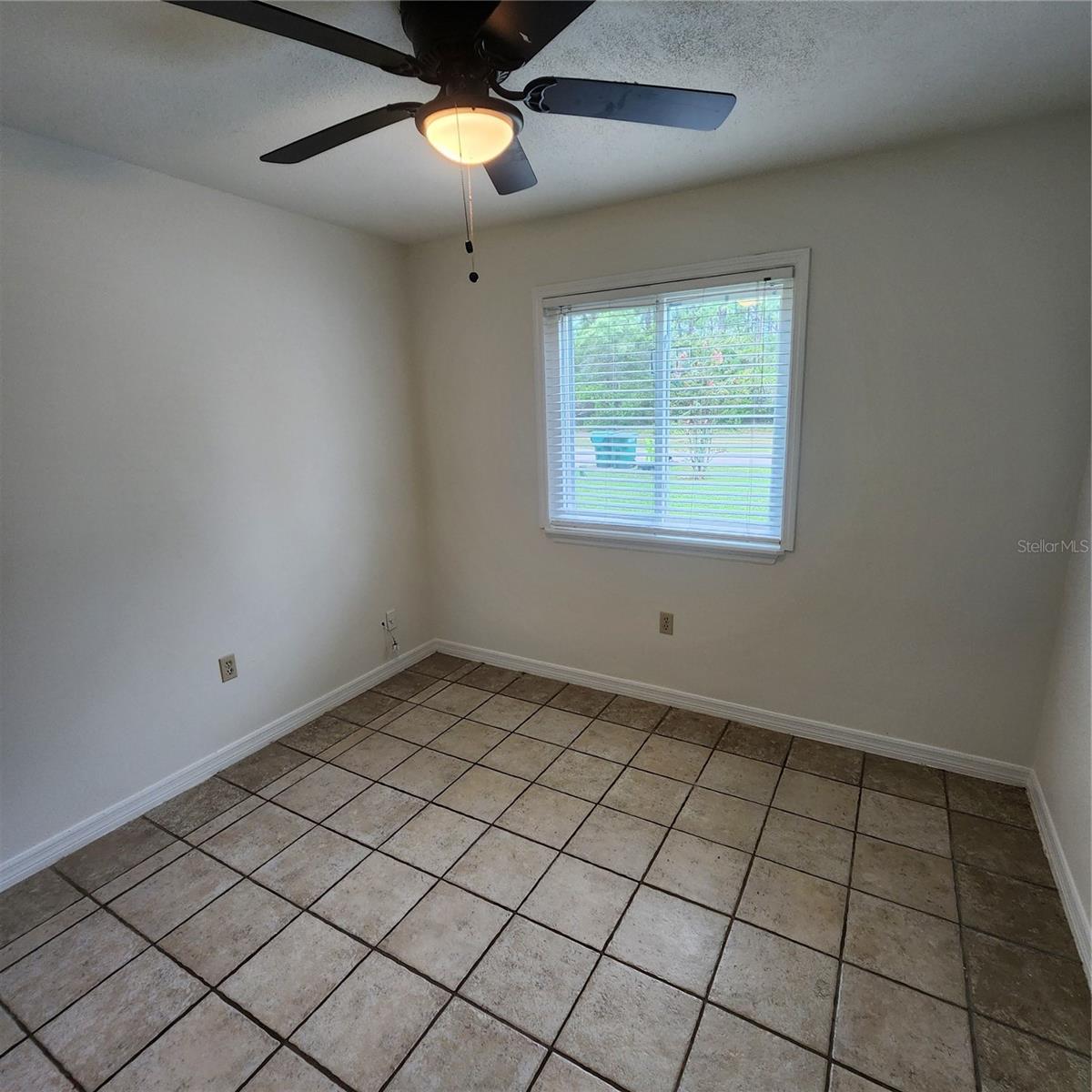 Image 8 of 10 For 1162 Gage Avenue