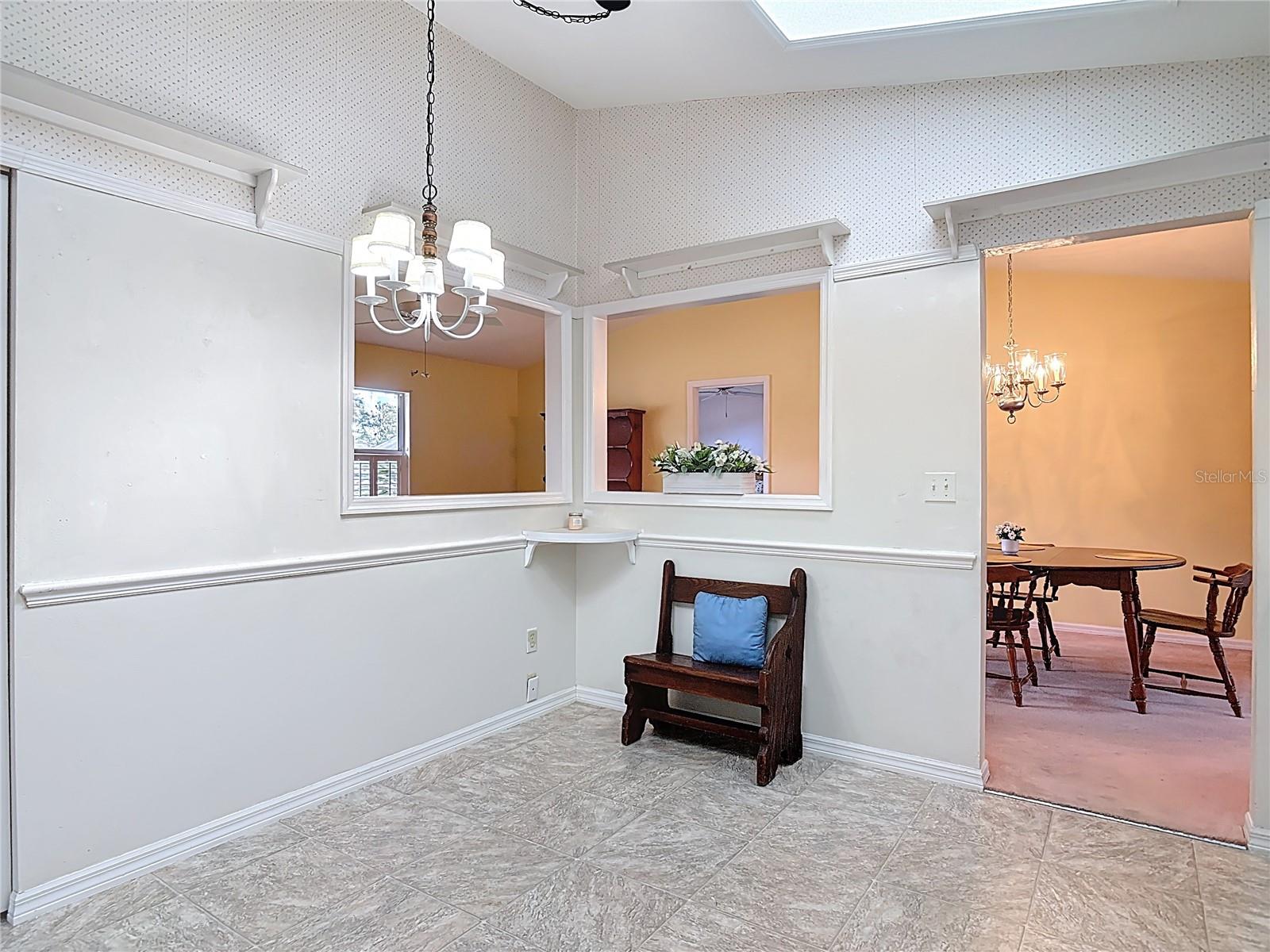 Image 13 of 61 For 5952 Park Ridge Drive