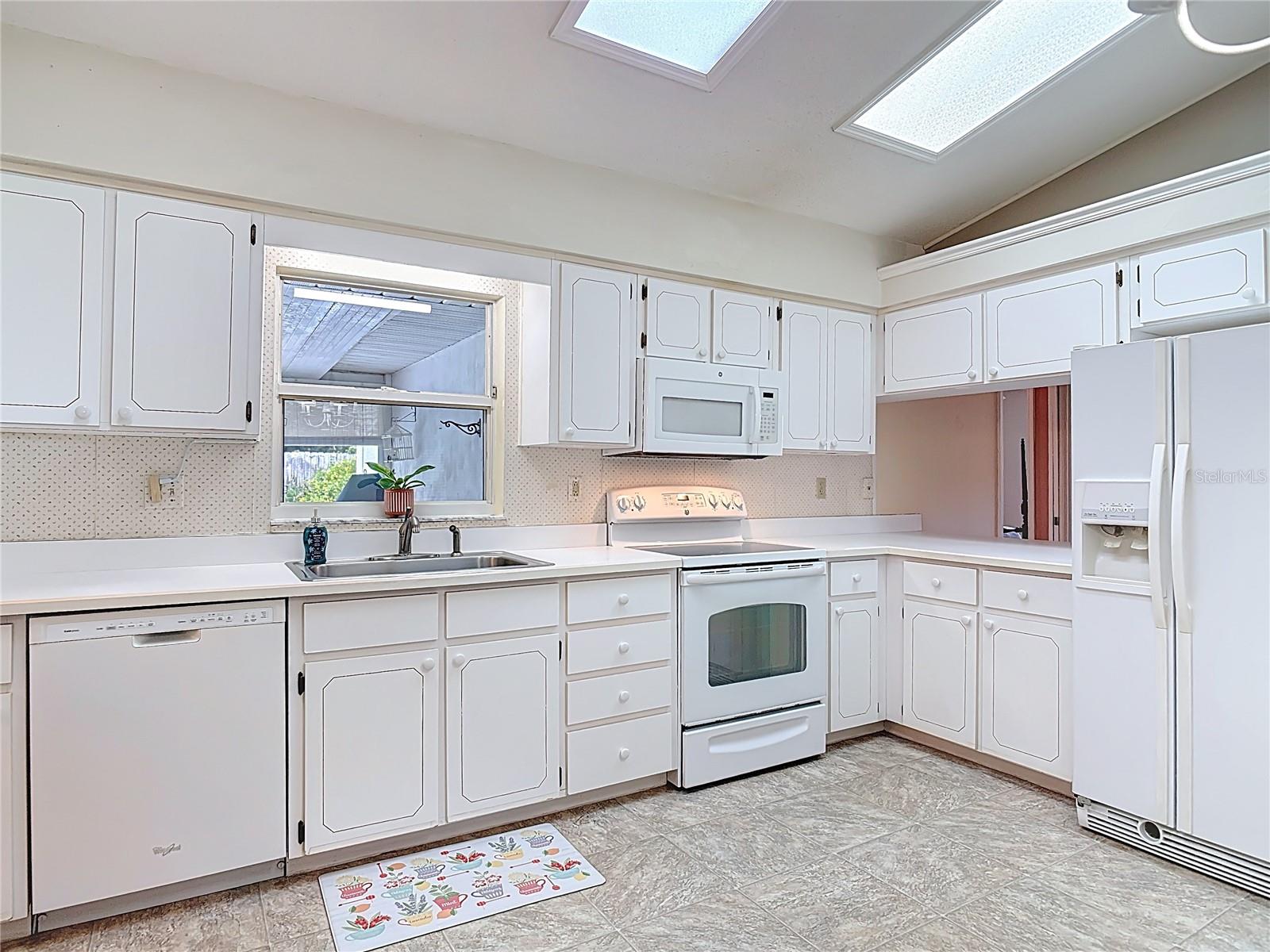 Image 15 of 61 For 5952 Park Ridge Drive
