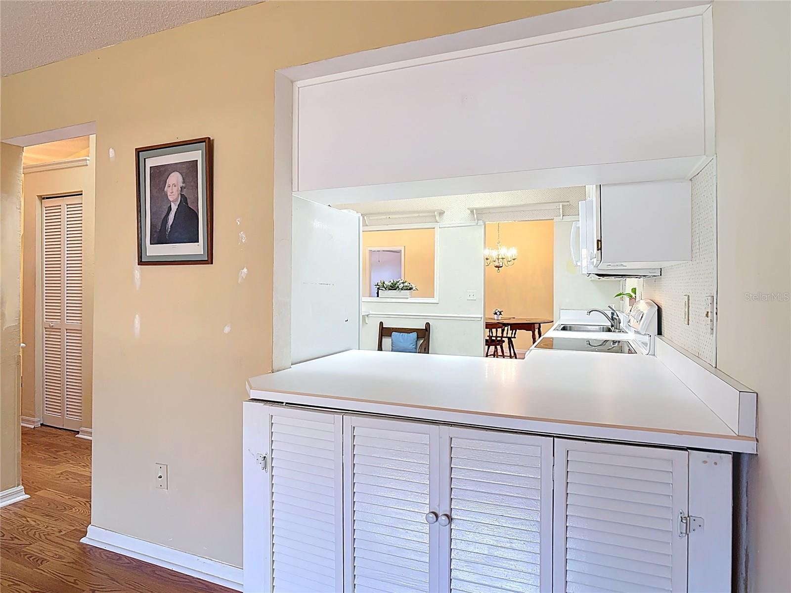 Image 21 of 61 For 5952 Park Ridge Drive