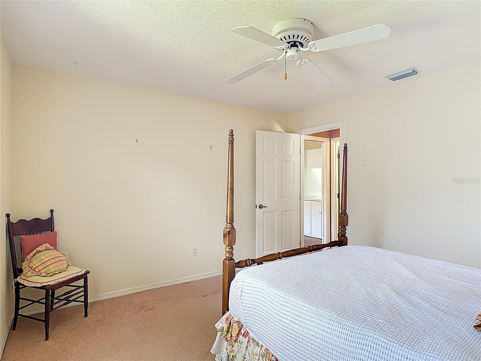 Image 34 of 61 For 5952 Park Ridge Drive