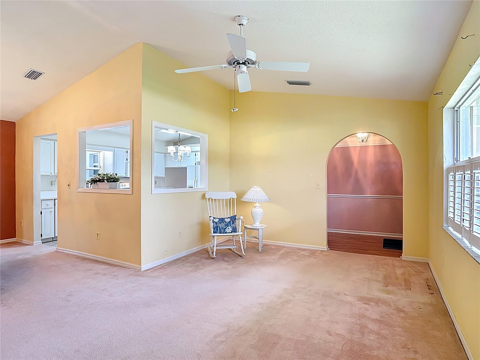 Image 6 of 61 For 5952 Park Ridge Drive