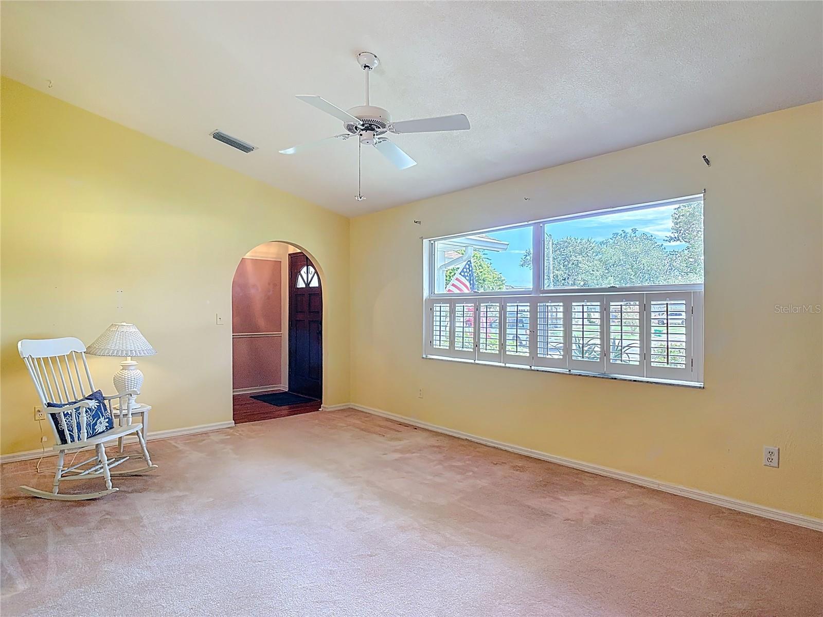 Image 8 of 61 For 5952 Park Ridge Drive