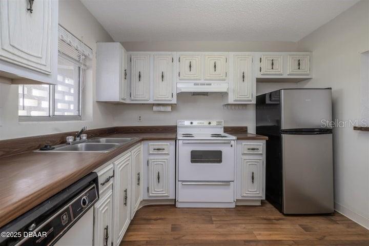 Image 10 of 29 For 2711 Halifax Avenue 789
