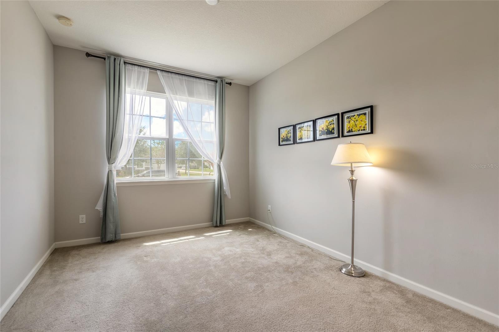 Image 5 of 58 For 31 Abacus Avenue