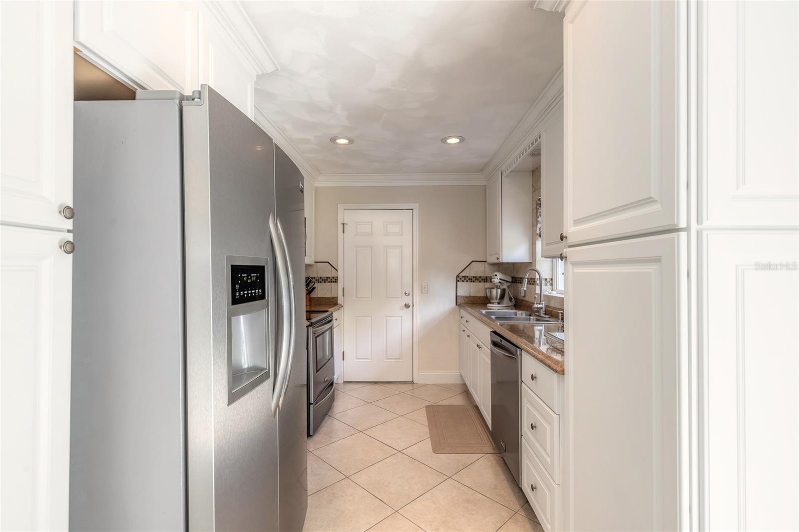 Image 10 of 39 For 435 8th Street