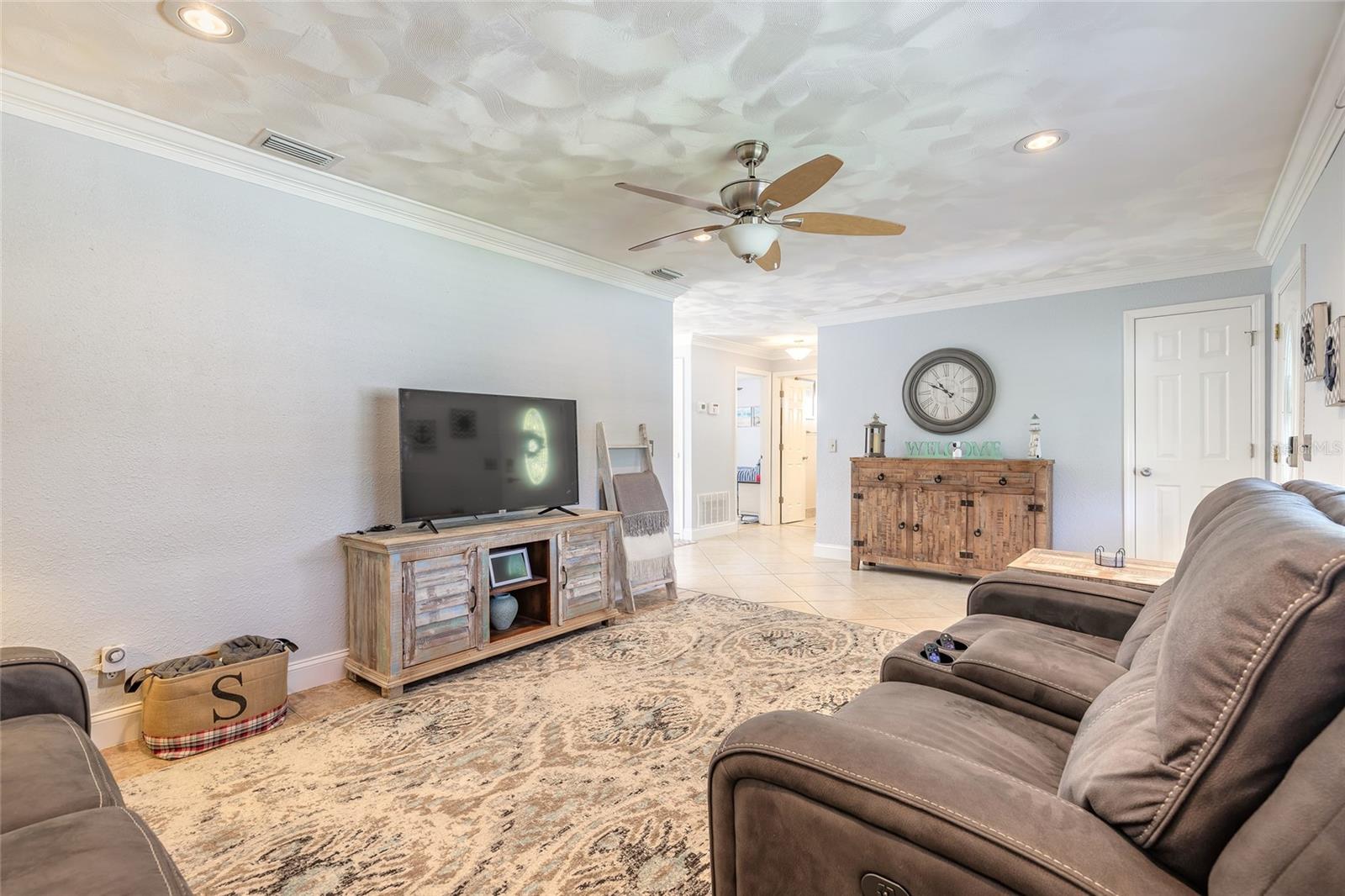 Image 15 of 39 For 435 8th Street
