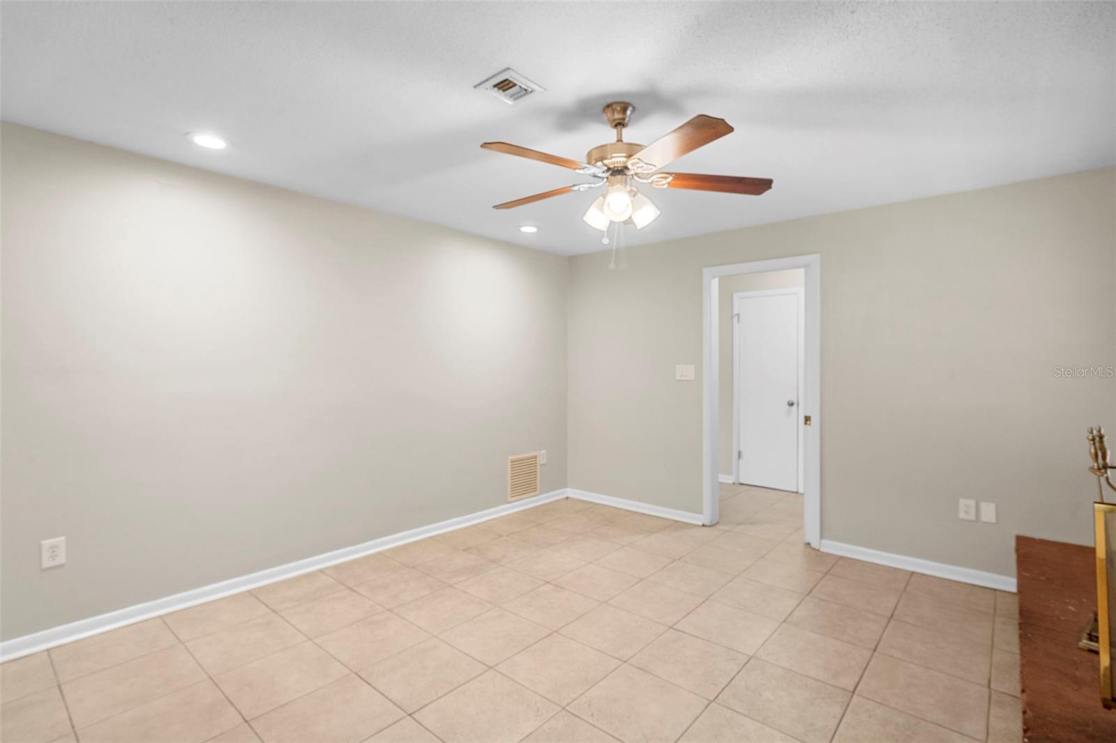 Image 17 of 58 For 5509 Sedgefield Street