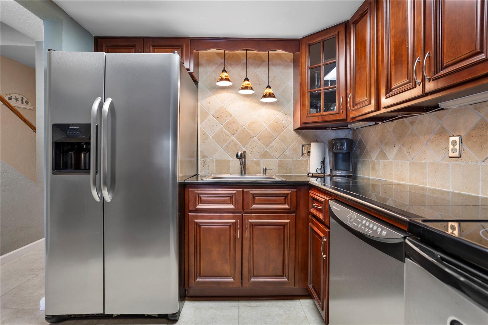 Image 20 of 41 For 2800 Ocean Shore Boulevard 9