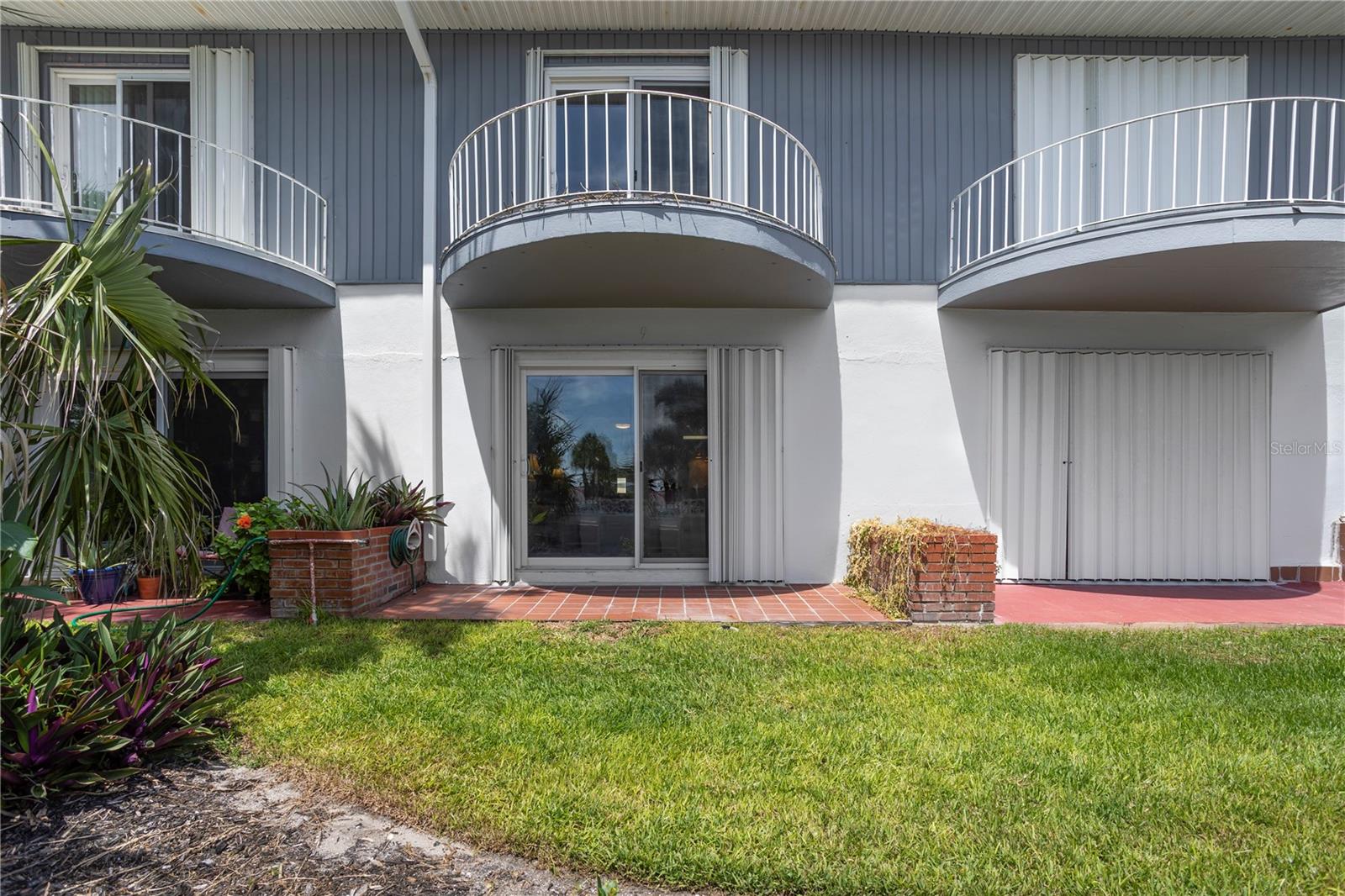 Image 40 of 41 For 2800 Ocean Shore Boulevard 9