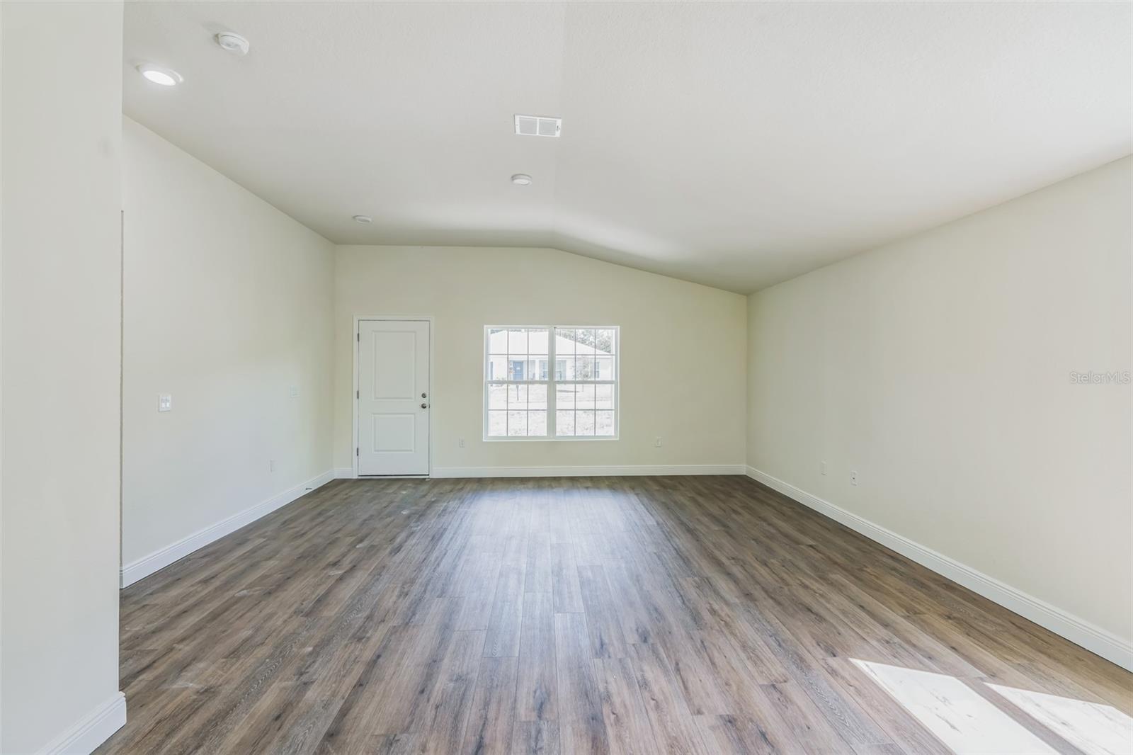 Image 6 of 15 For 5314 91st Street