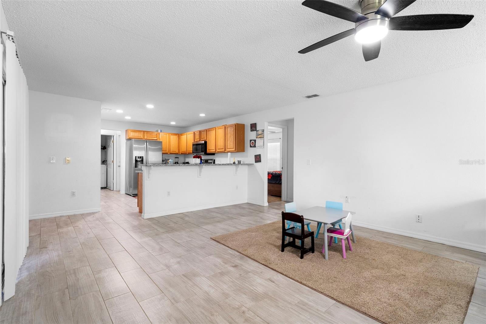 Image 21 of 51 For 1725 Hernando Avenue