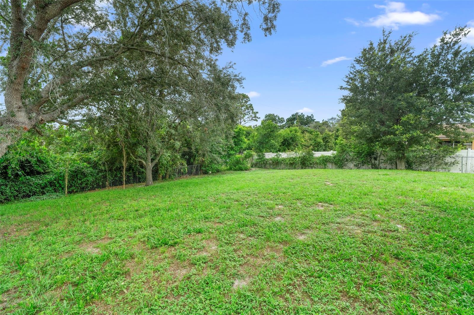 Image 44 of 51 For 1725 Hernando Avenue