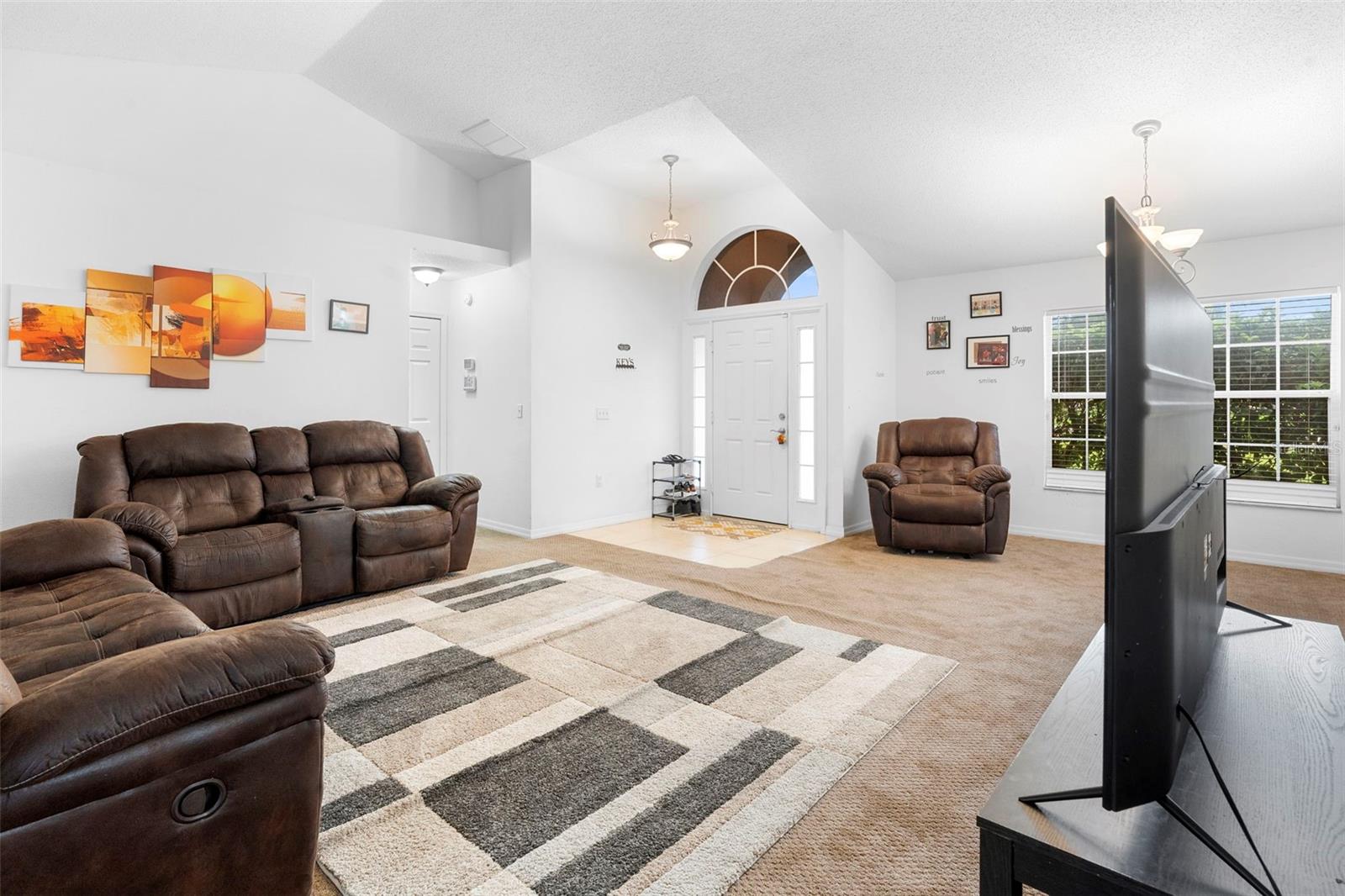 Image 8 of 51 For 1725 Hernando Avenue