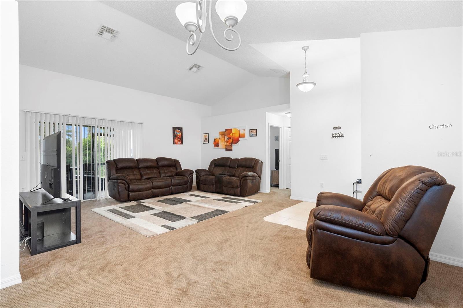 Image 9 of 51 For 1725 Hernando Avenue