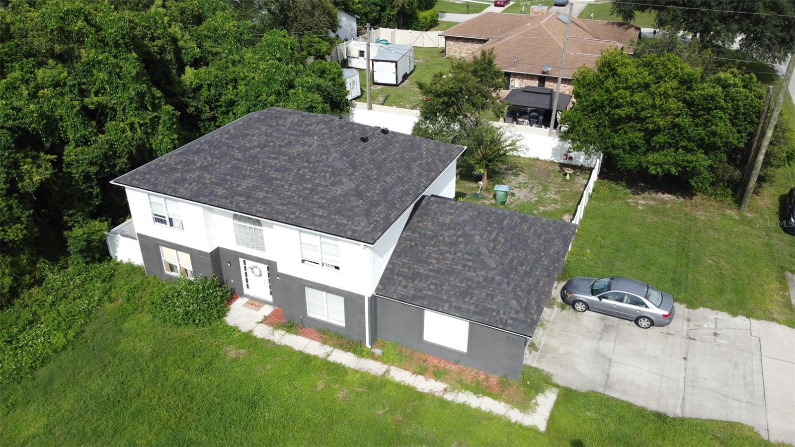 Image 2 of 5 For 1780 Howland Boulevard