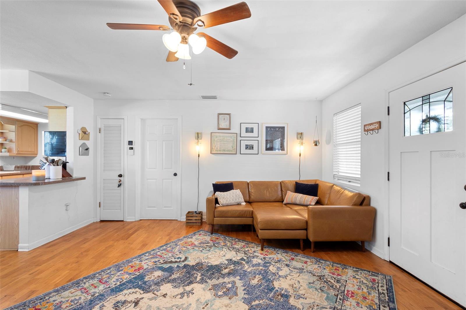 Image 11 of 42 For 139 Alma Avenue