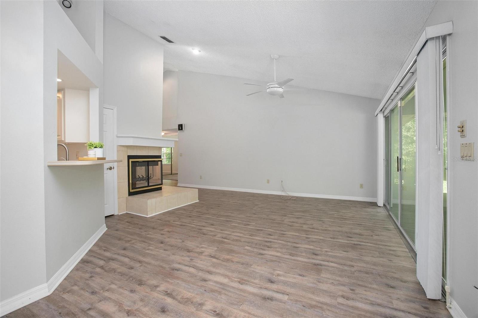 Image 13 of 48 For 127 Muirfield Drive