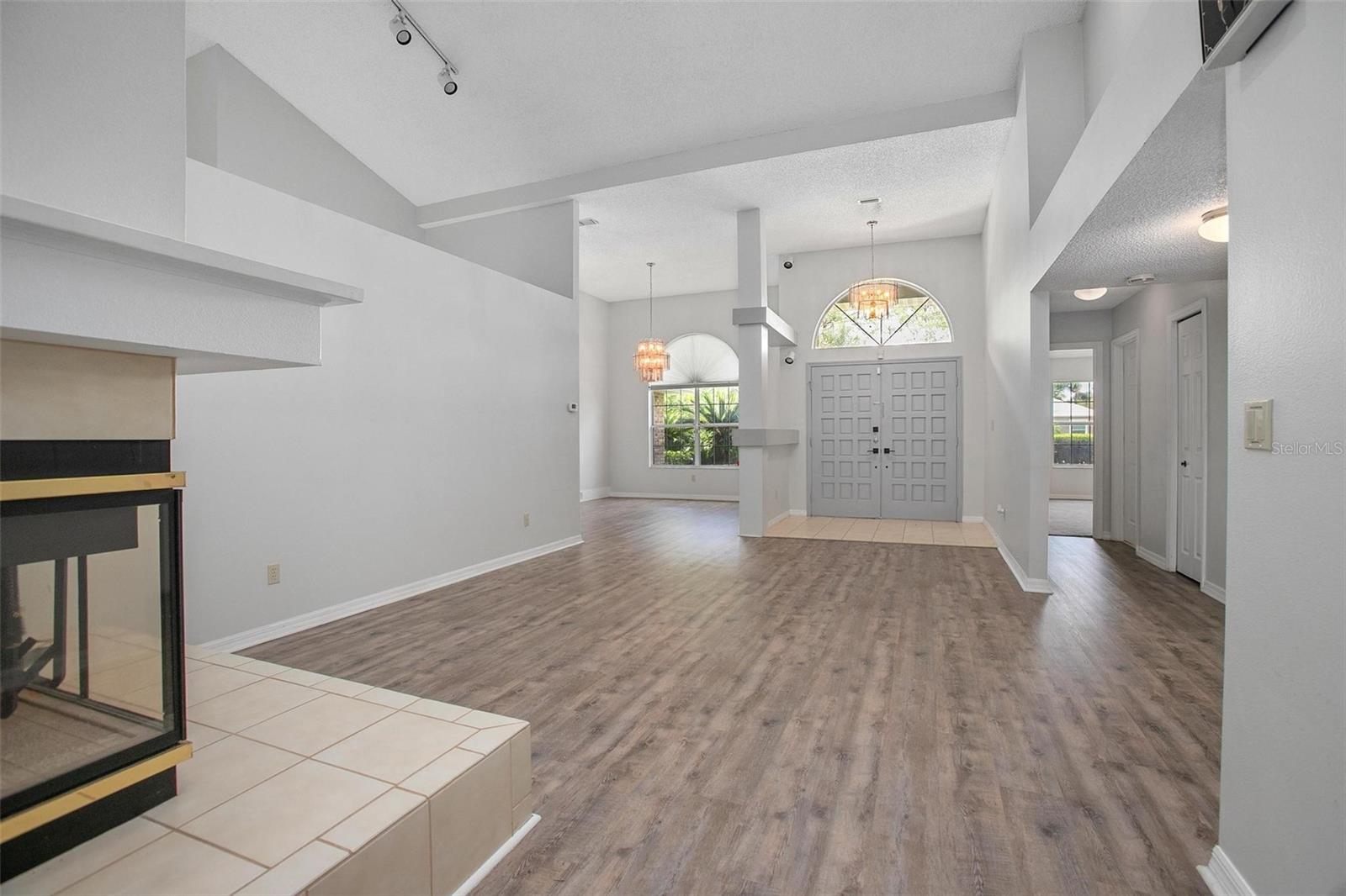 Image 21 of 48 For 127 Muirfield Drive