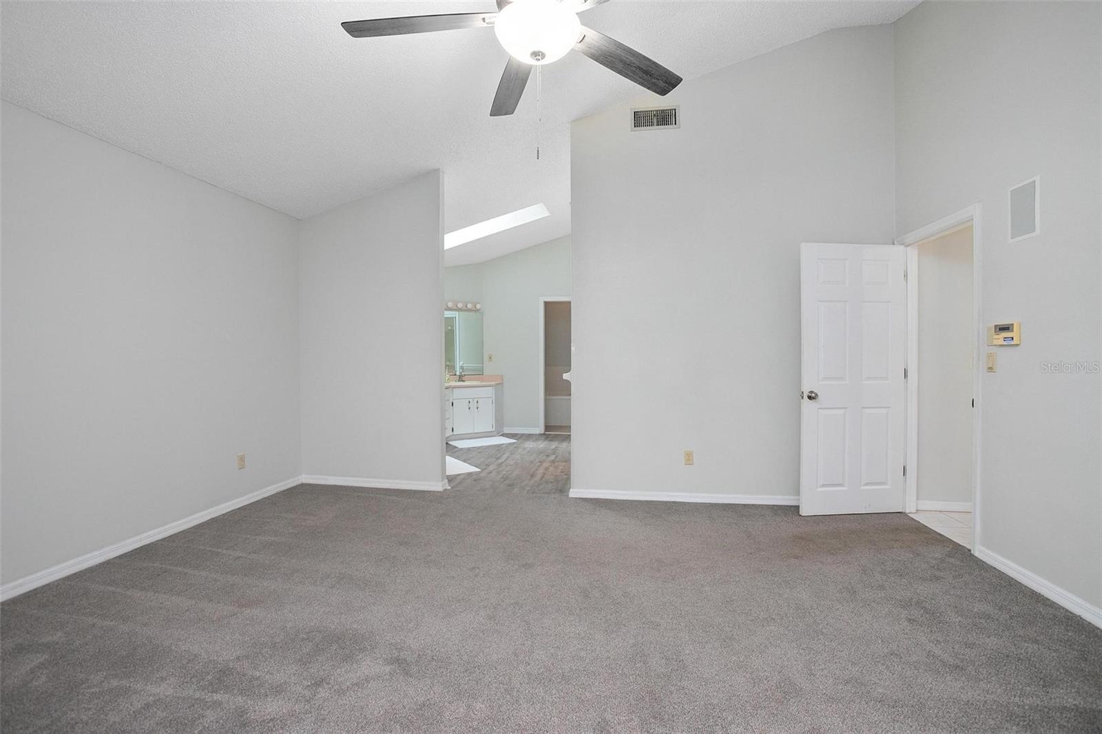 Image 24 of 48 For 127 Muirfield Drive