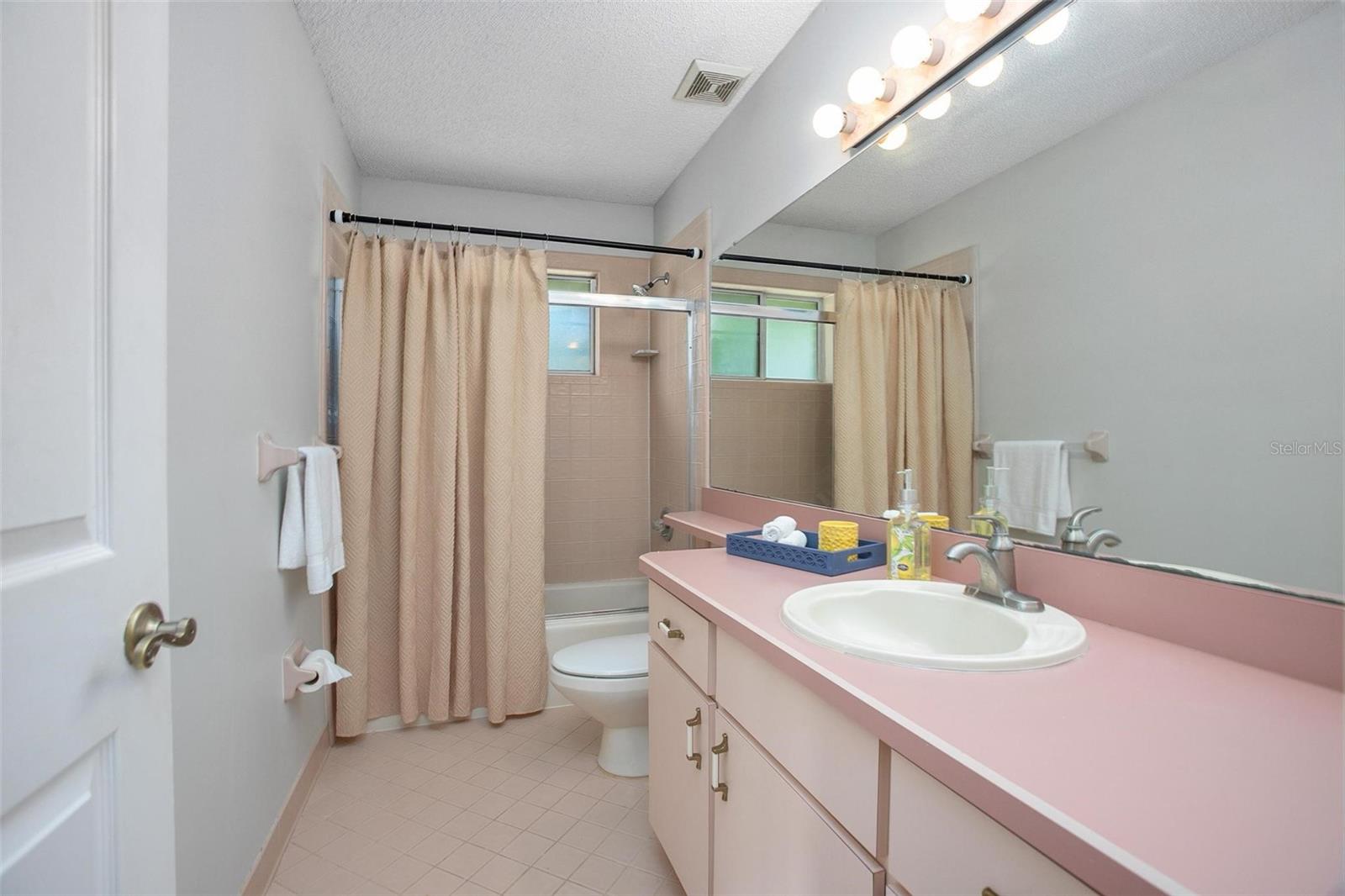Image 39 of 48 For 127 Muirfield Drive