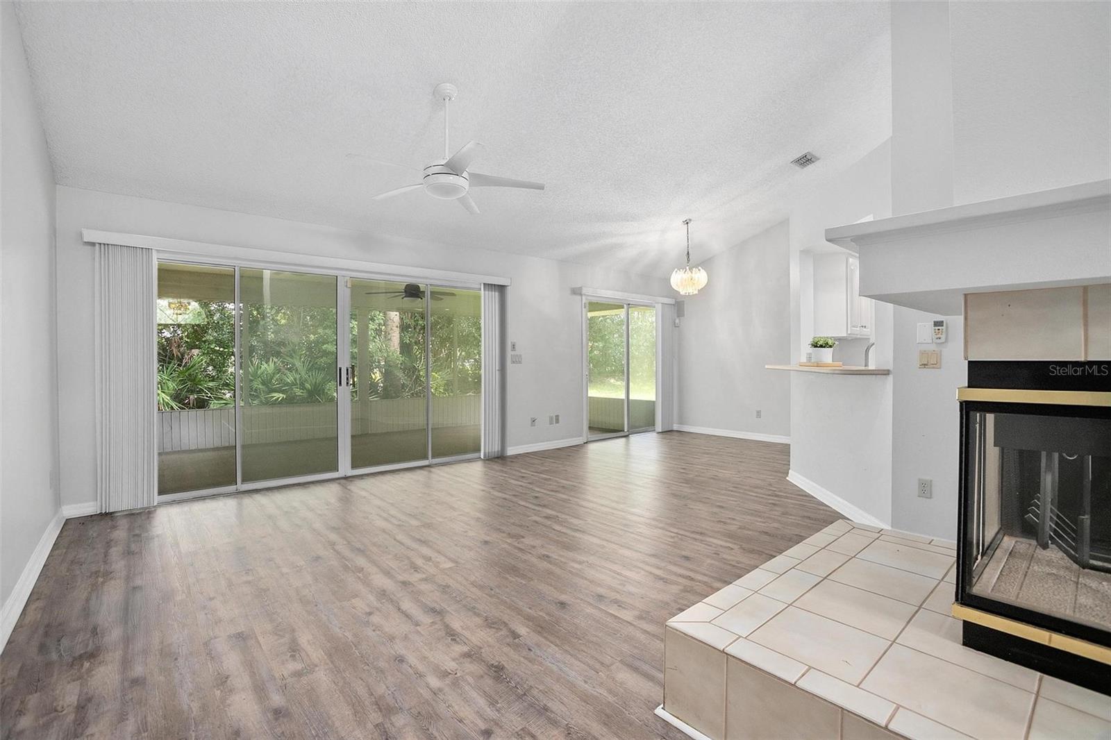 Image 4 of 48 For 127 Muirfield Drive