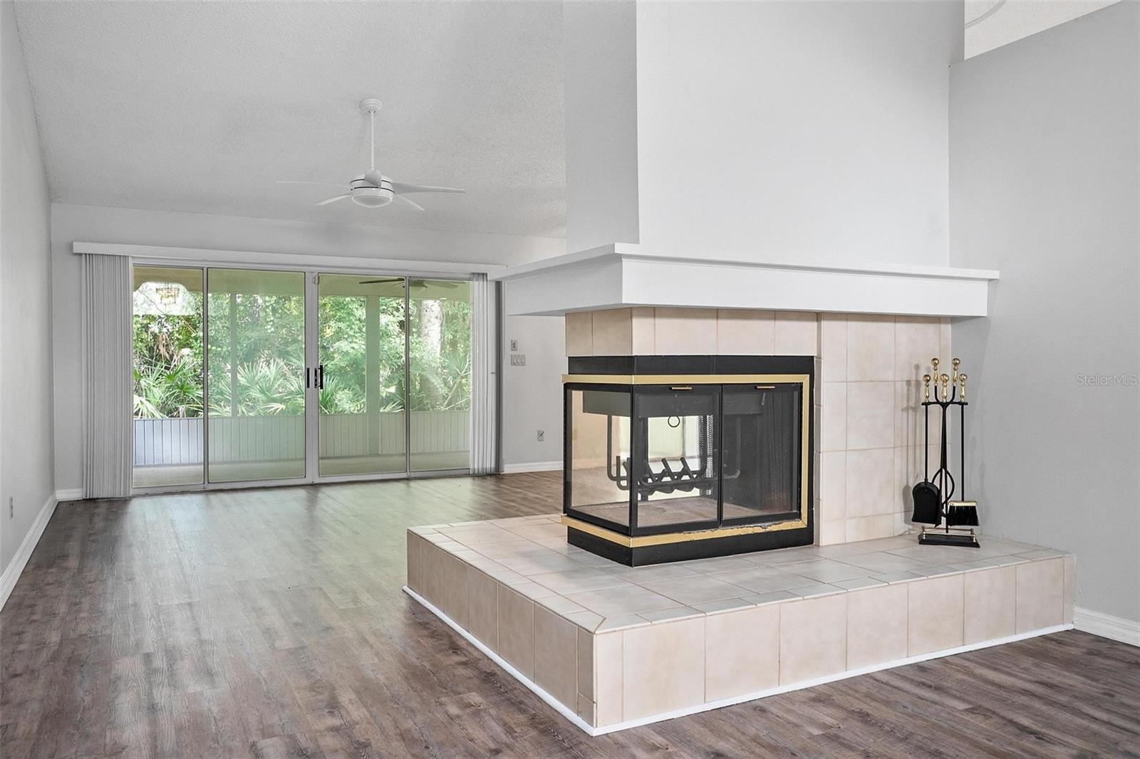 Image 9 of 48 For 127 Muirfield Drive