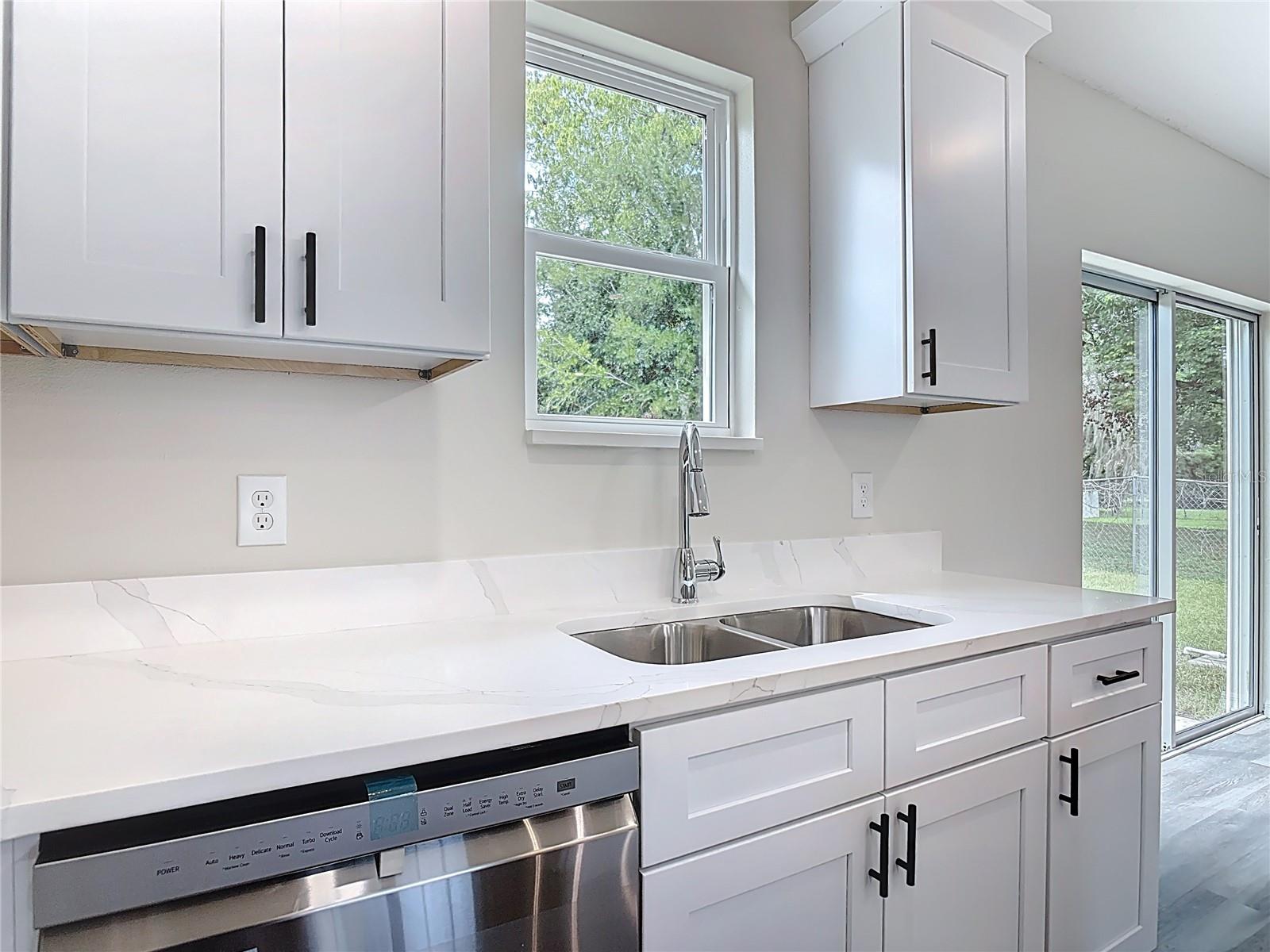 Image 16 of 45 For 1972 3rd Ave