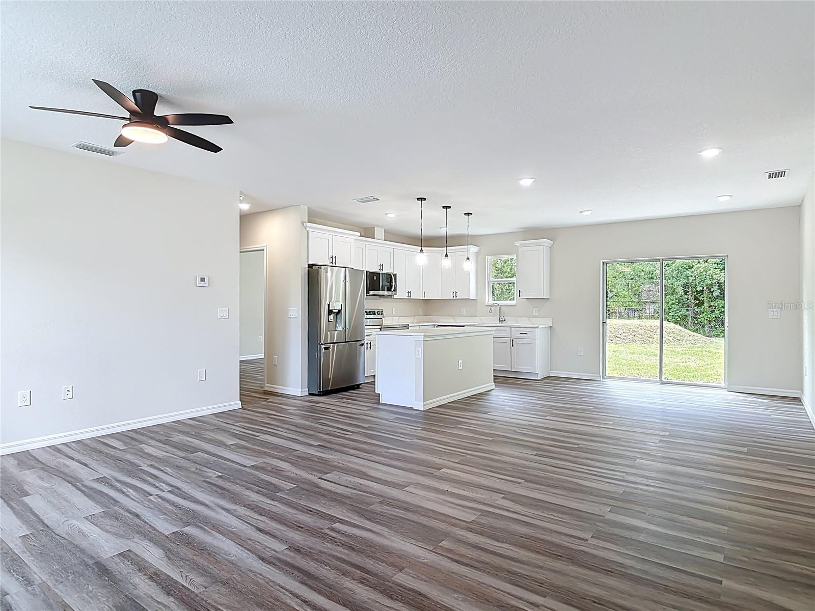 Image 17 of 45 For 1972 3rd Ave