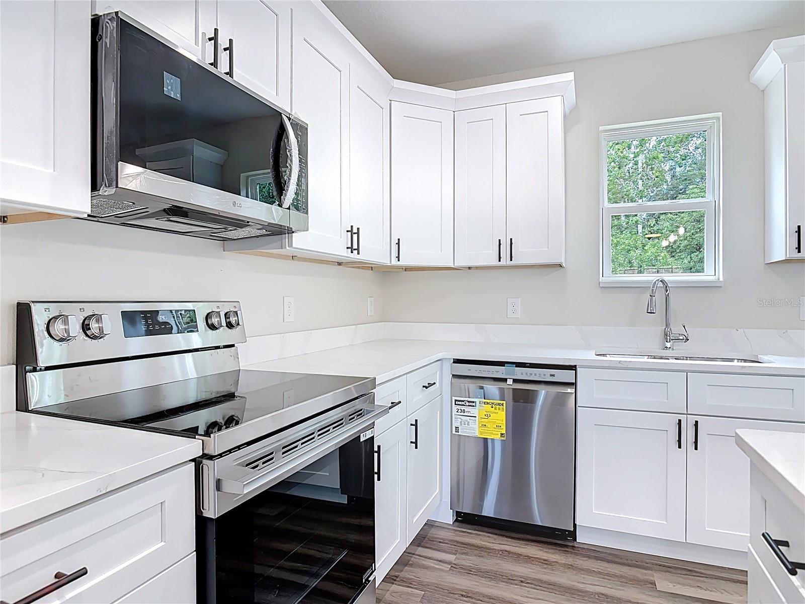 Image 18 of 45 For 1972 3rd Ave