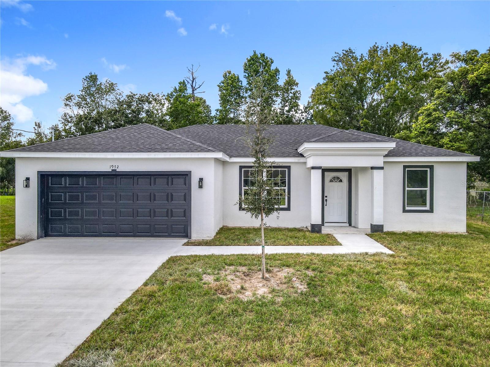 Image 2 of 45 For 1972 3rd Ave