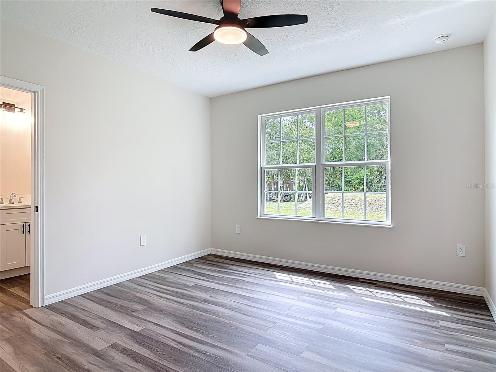 Image 22 of 45 For 1972 3rd Ave