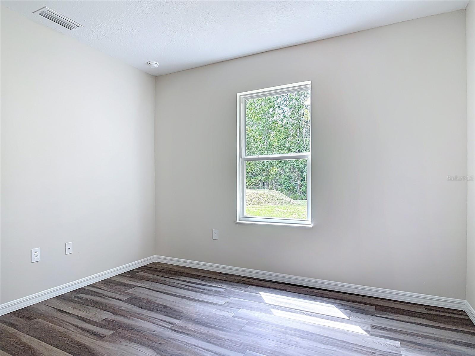 Image 38 of 45 For 1972 3rd Ave