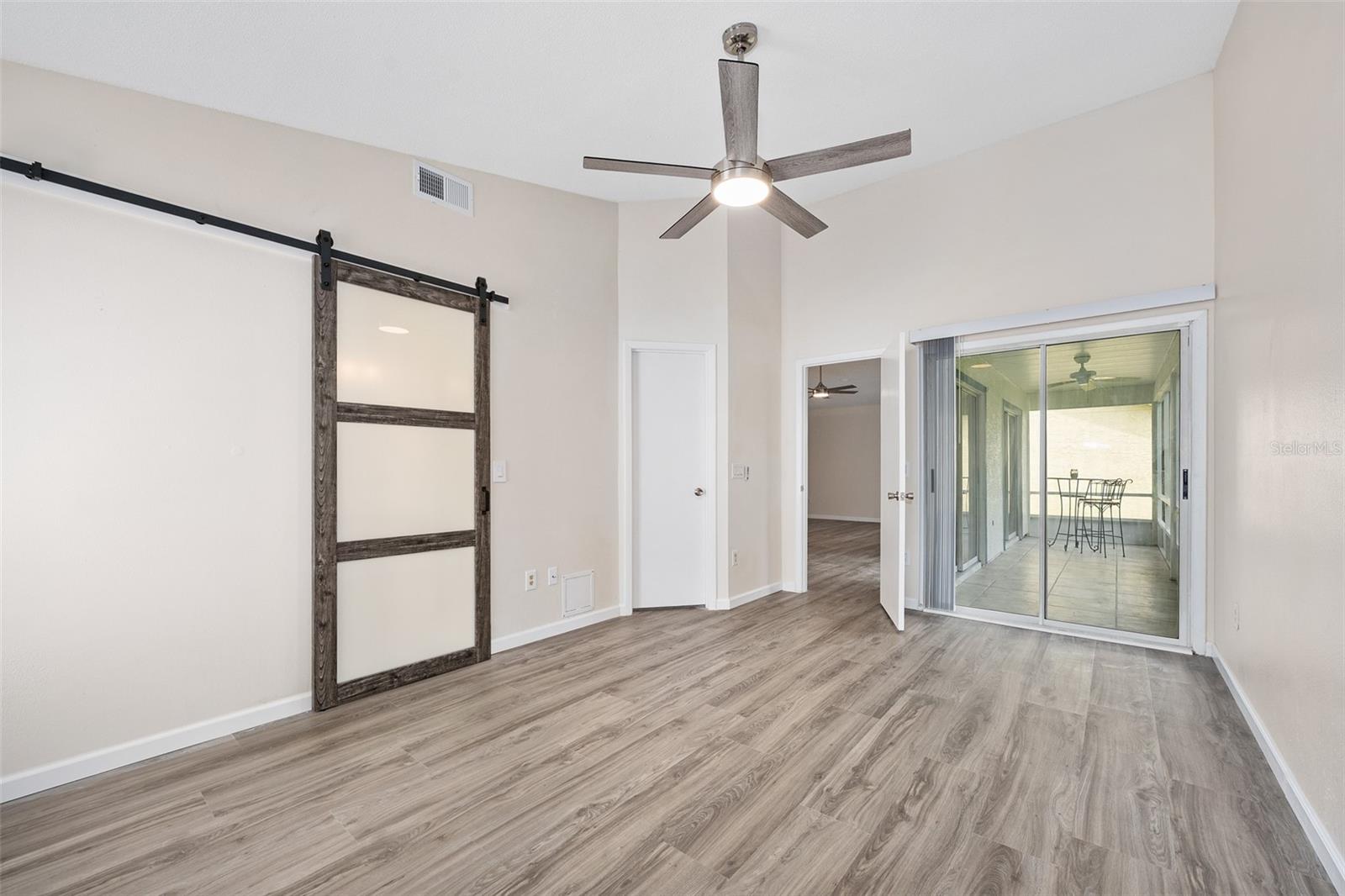 Image 16 of 38 For 5889 Woodpoint Terrace