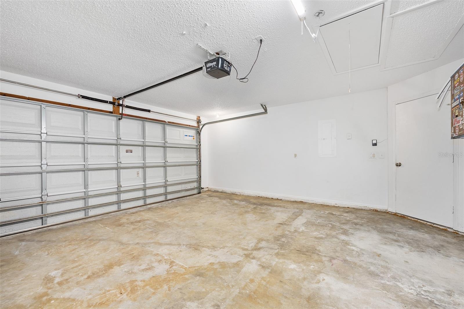 Image 33 of 38 For 5889 Woodpoint Terrace