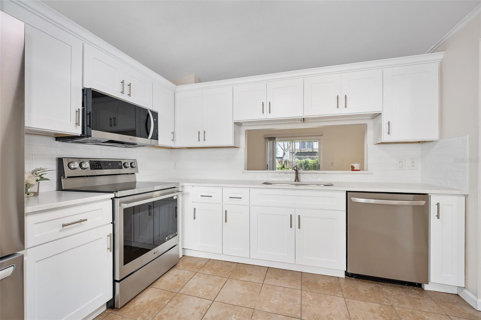 Image 9 of 38 For 5889 Woodpoint Terrace