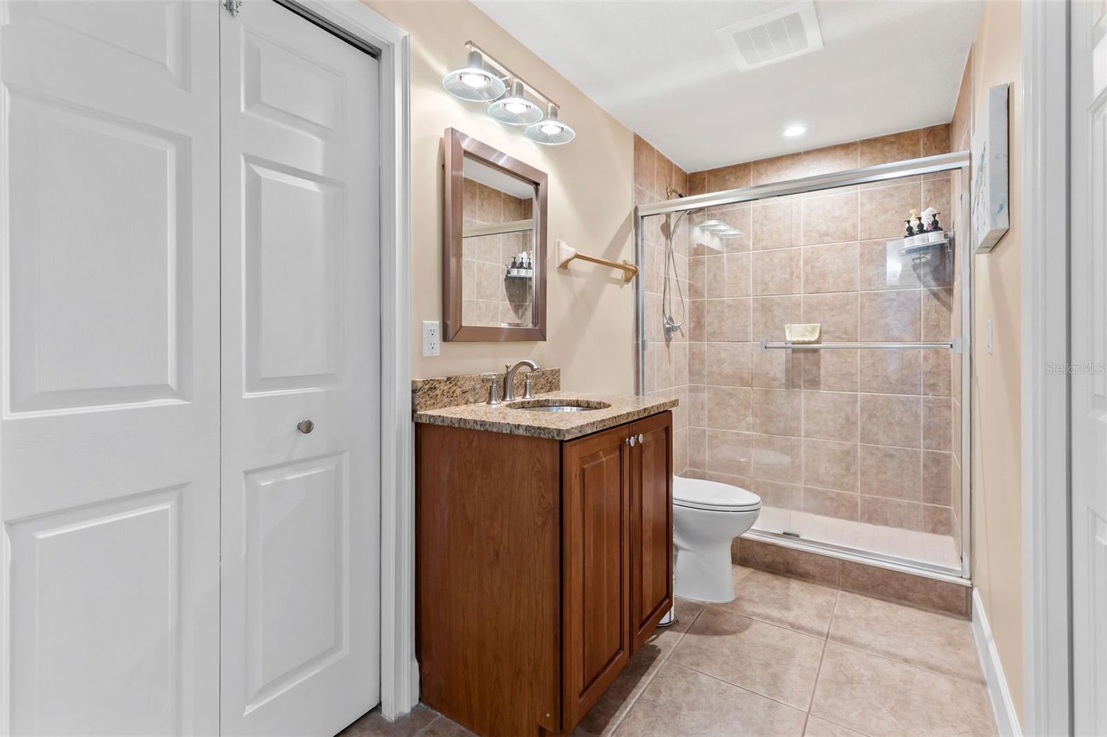 Image 11 of 59 For 2403 Atlantic Avenue 509