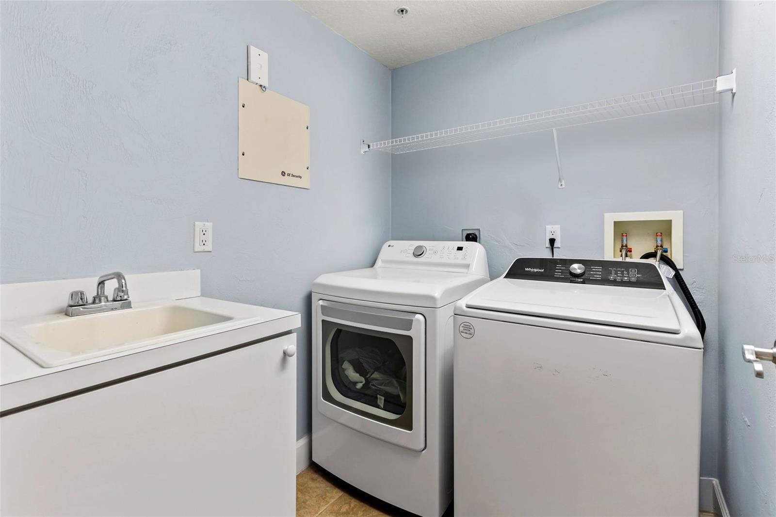 Image 14 of 59 For 2403 Atlantic Avenue 509