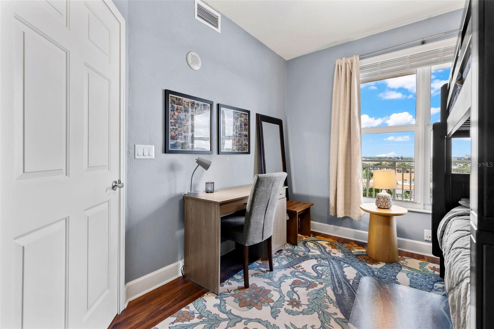 Image 6 of 59 For 2403 Atlantic Avenue 509