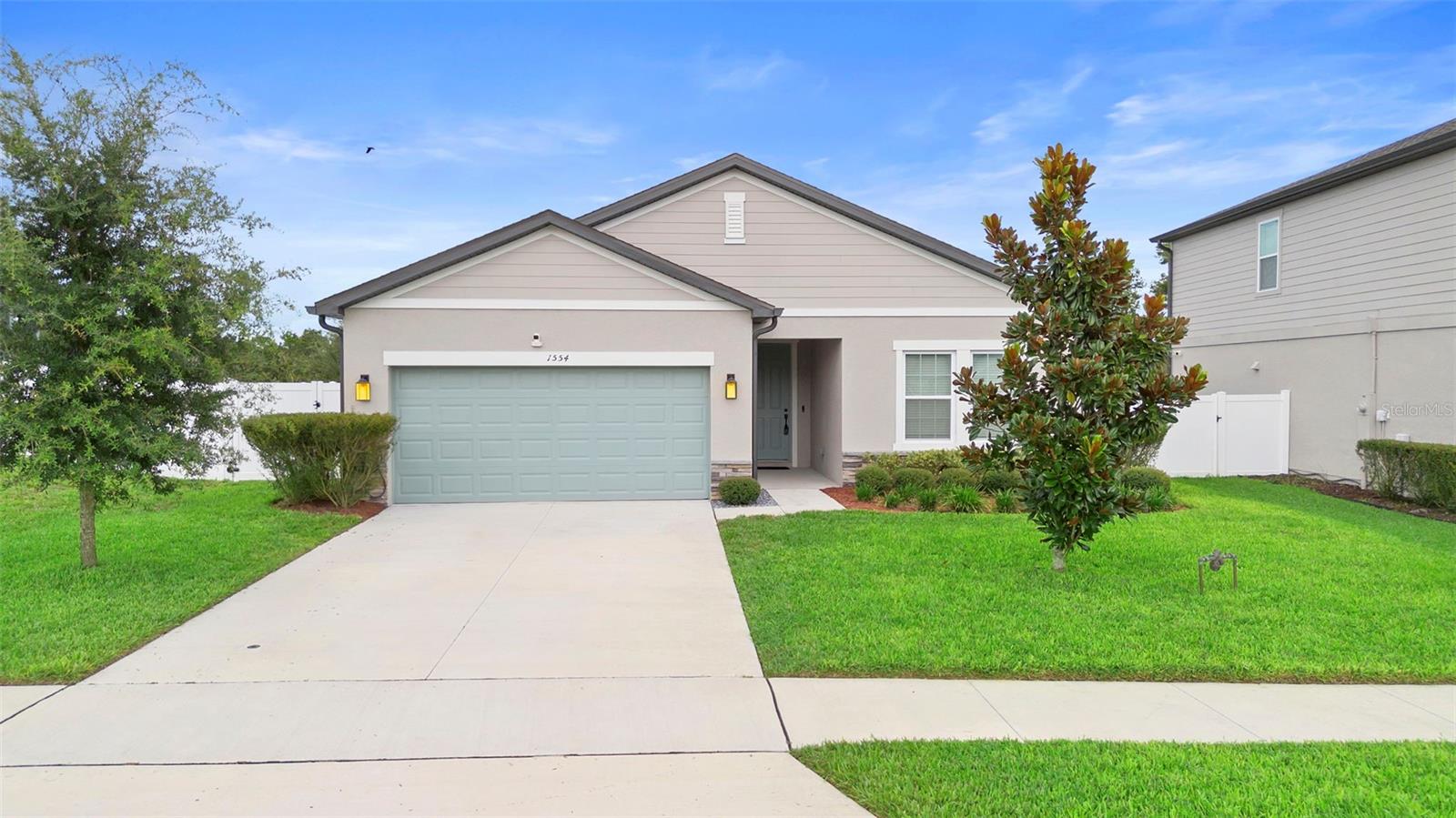 Image 3 of 46 For 1554 Meadowlark Drive