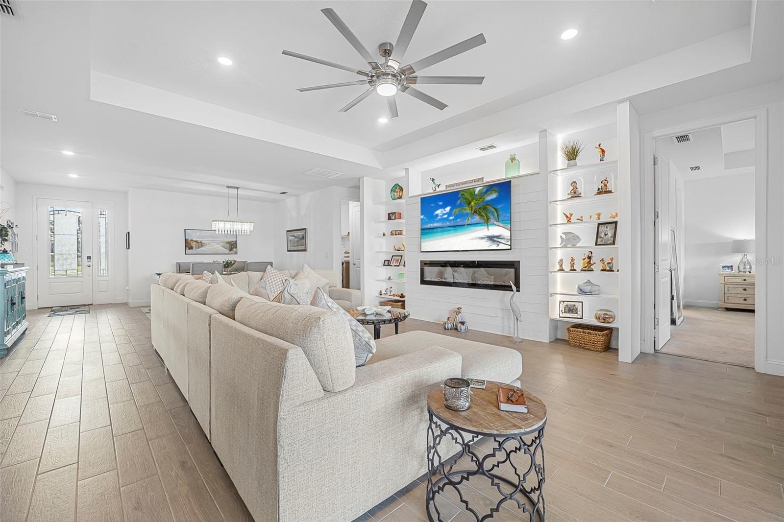 Image 8 of 55 For 2128 Raglan Circle