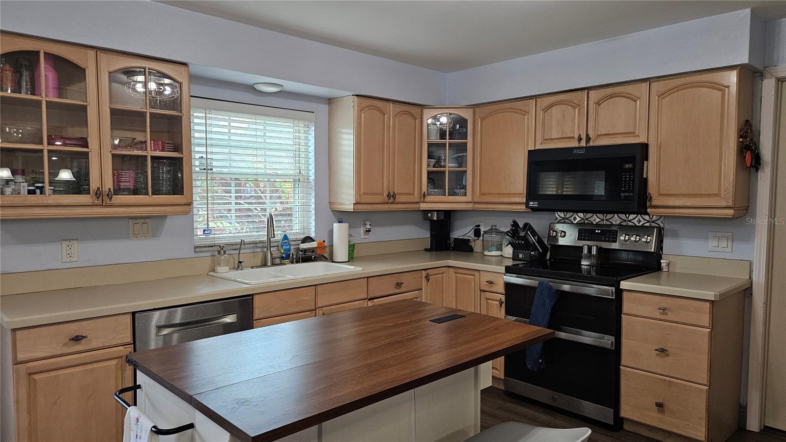 Image 3 of 15 For 4499 Bowstring Court