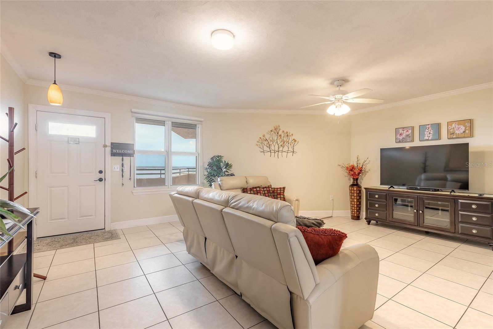Image 6 of 47 For 3315 Atlantic Avenue 1106