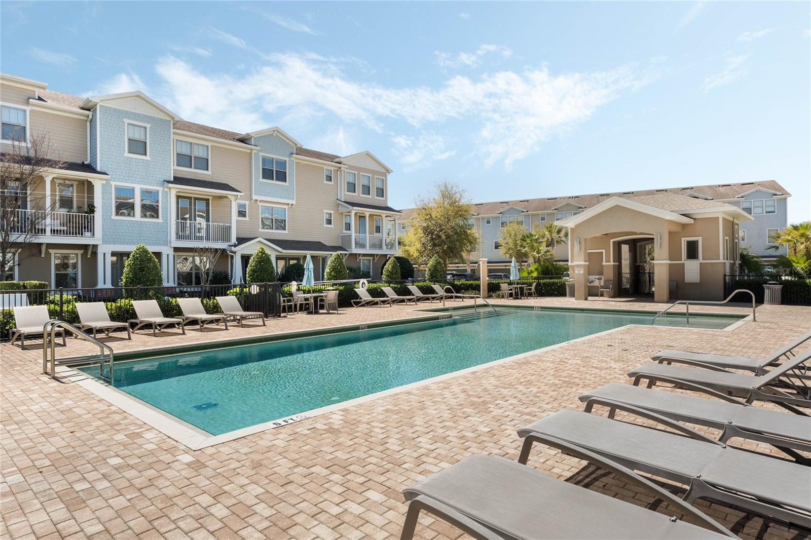 Image 32 of 41 For 471 Portico Court