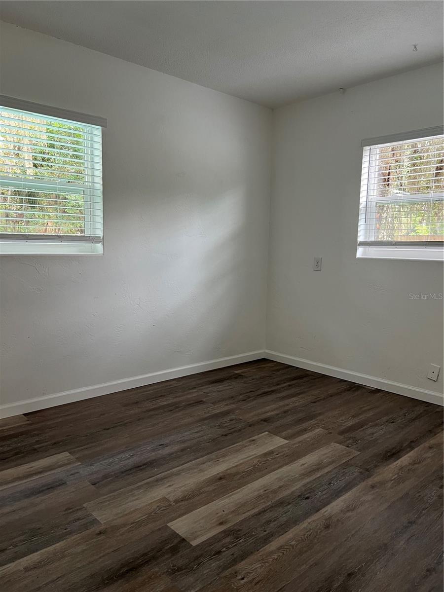 Image 9 of 16 For 106 Oakland Avenue
