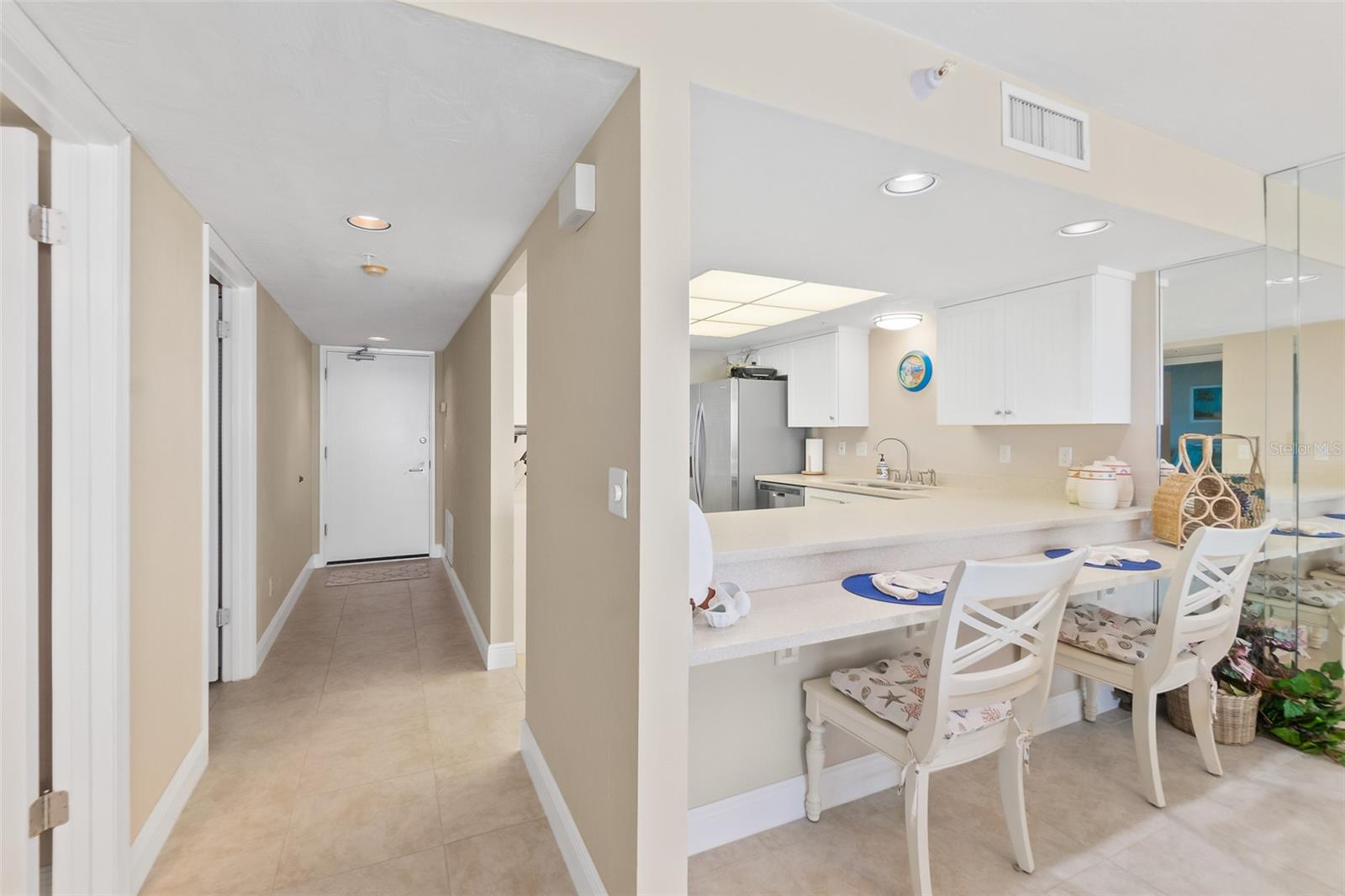 Image 15 of 51 For 2545 Atlantic Avenue 1005
