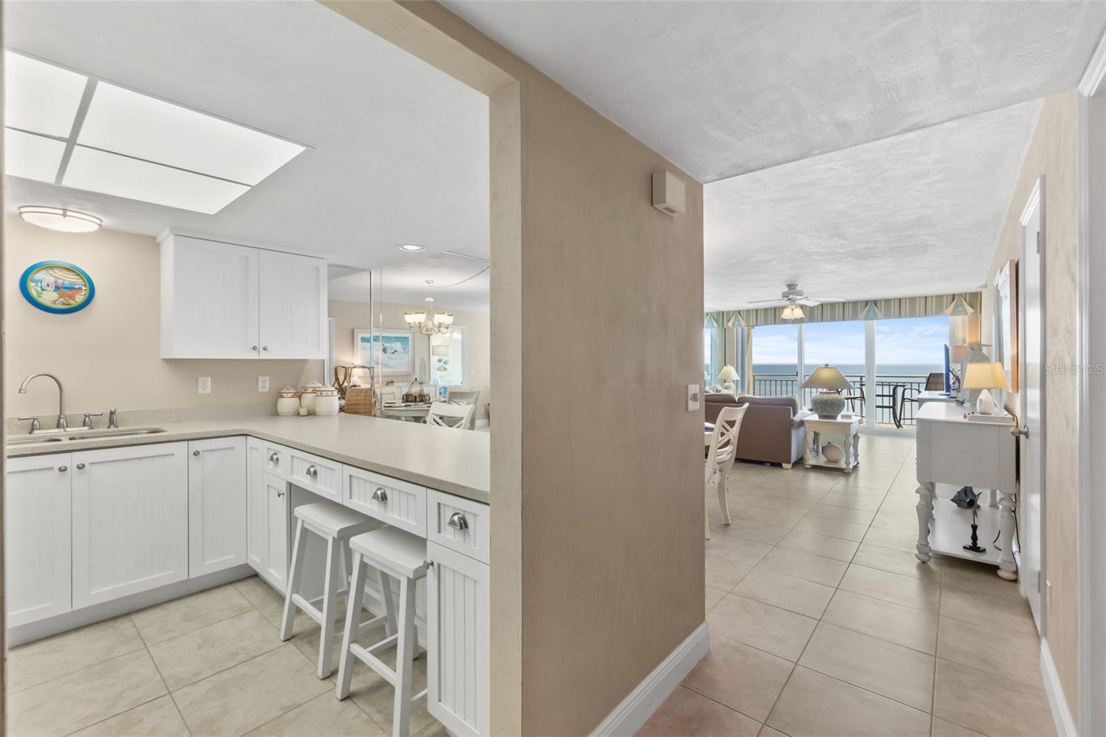 Image 16 of 51 For 2545 Atlantic Avenue 1005