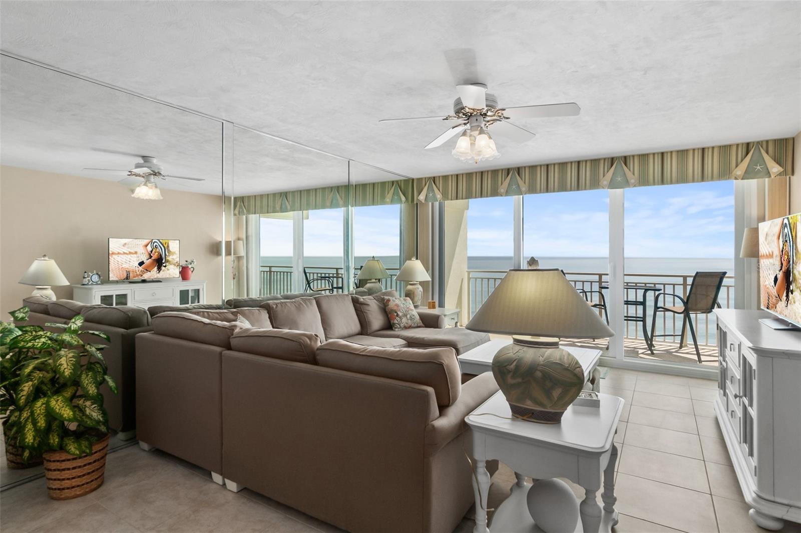 Image 3 of 51 For 2545 Atlantic Avenue 1005